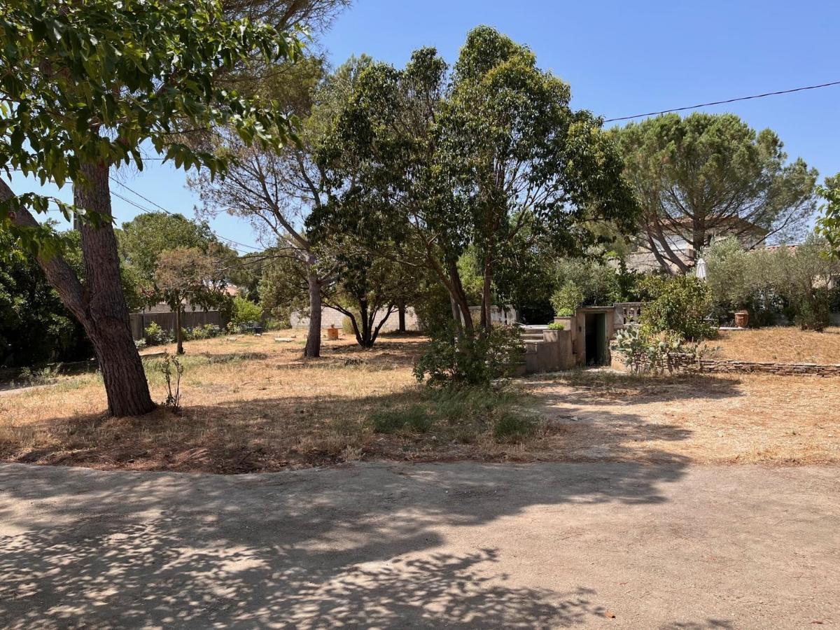 Maisonnette Independante Avec Jardin/Patio Nimes Exterior photo